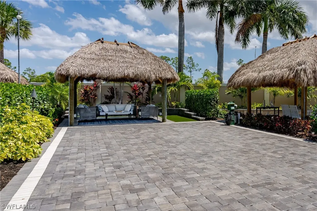 13619 Snook Circle Naples FL 34114