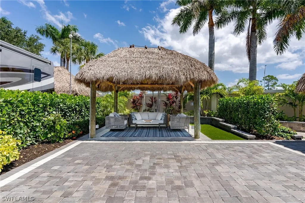 13619 Snook Circle Naples FL 34114