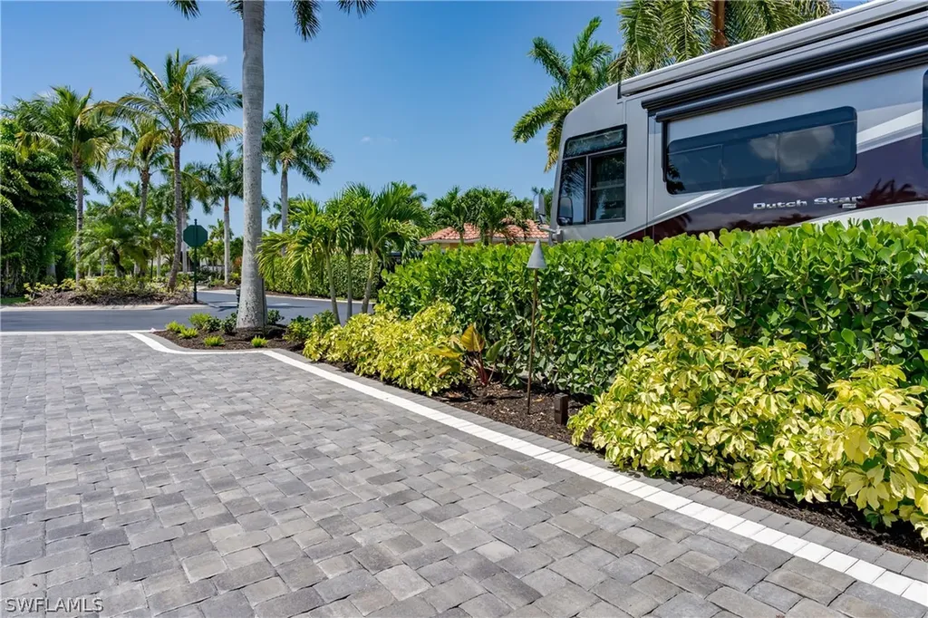 13619 Snook Circle Naples FL 34114