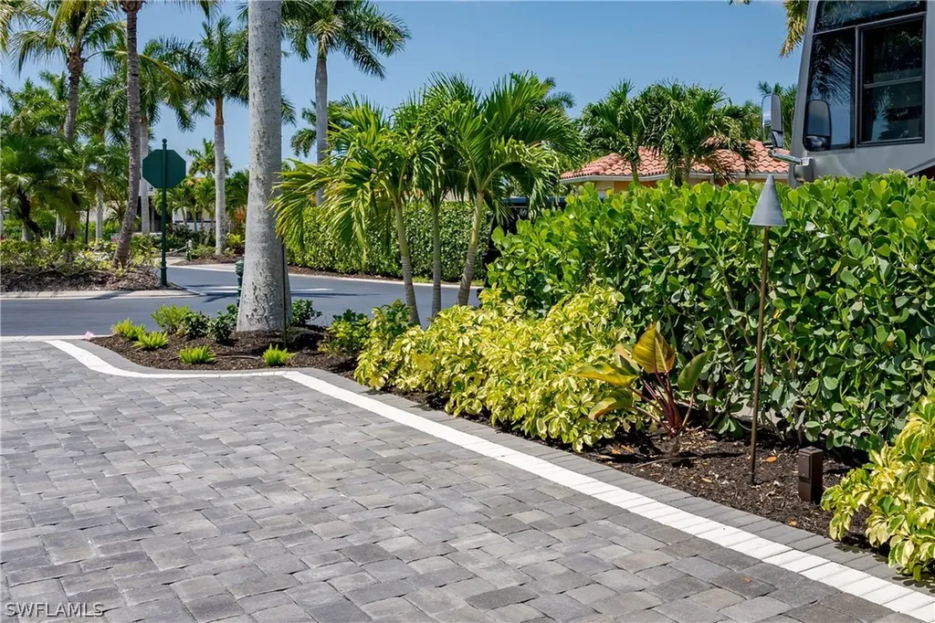 13619 Snook Circle Naples FL 34114