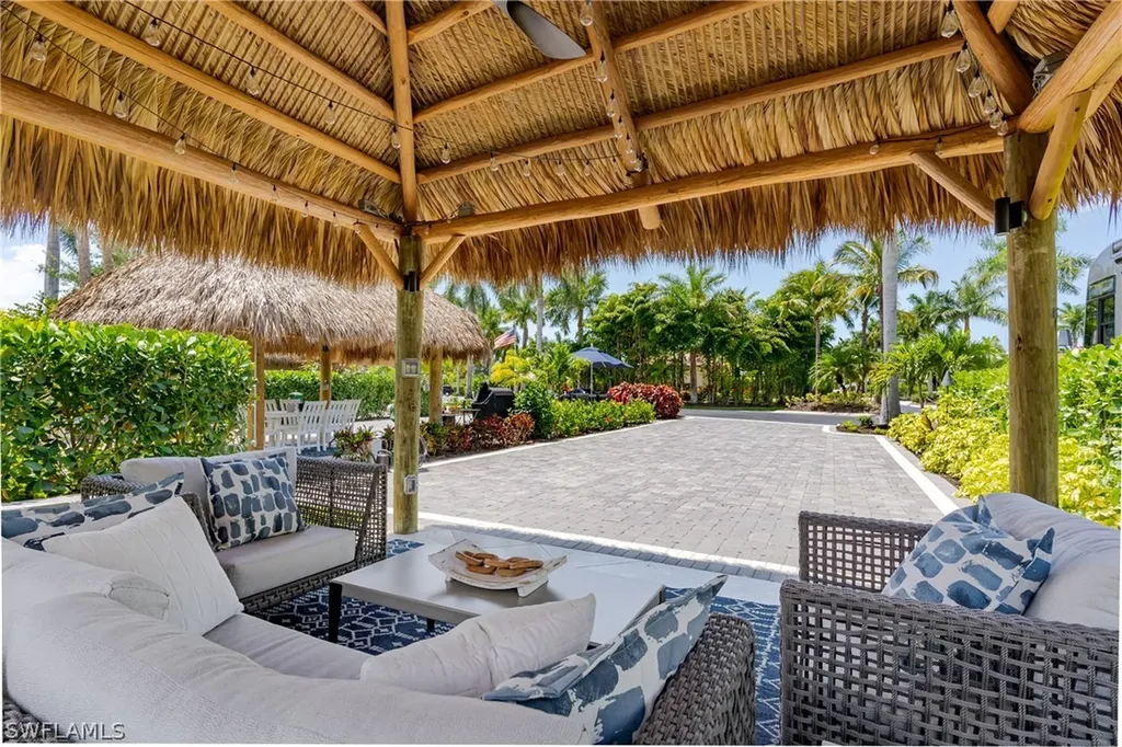 13619 Snook Circle Naples FL 34114