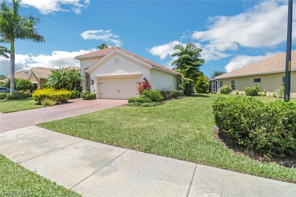 14534 Manchester Drive Naples FL 34114