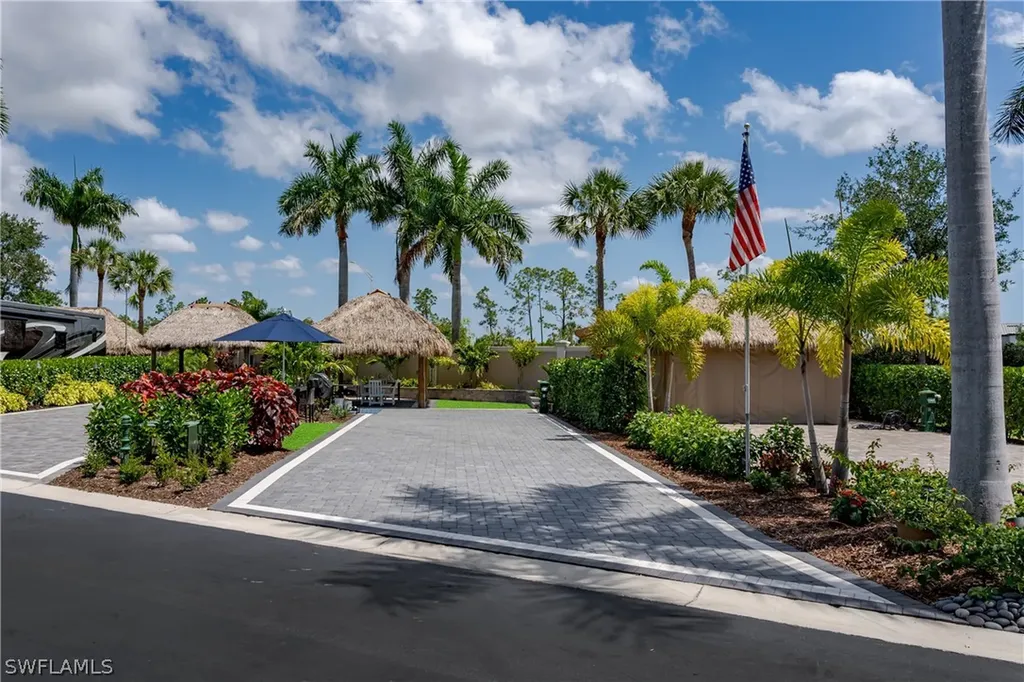 13623 Snook Circle Naples FL 34114