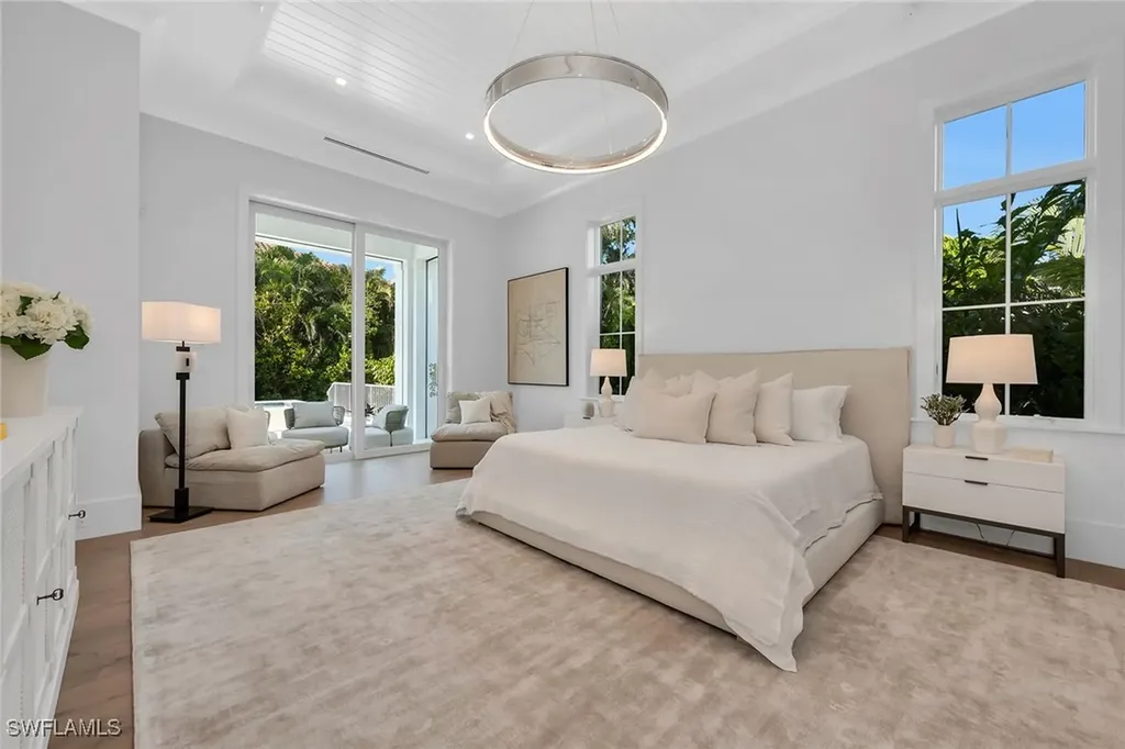 635 Parkview Lane Naples FL 34103