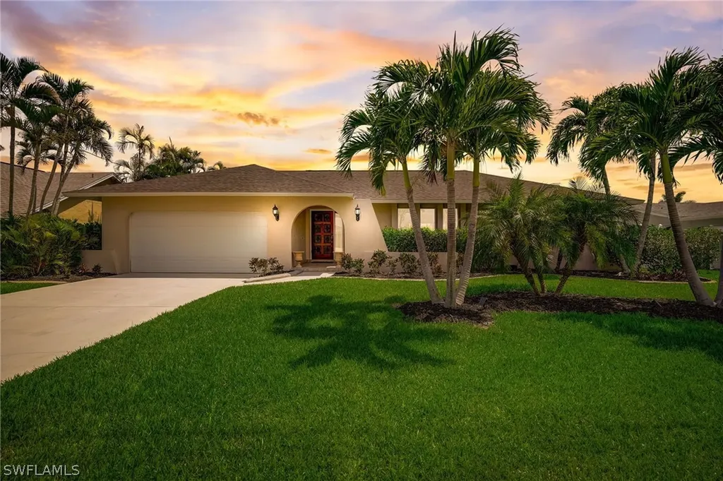 1914 SE 37th Terrace Cape Coral FL 33904