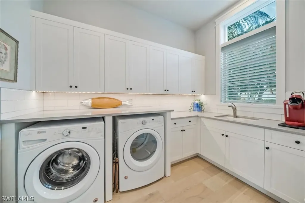 1394 1st Avenue S Naples FL 34102