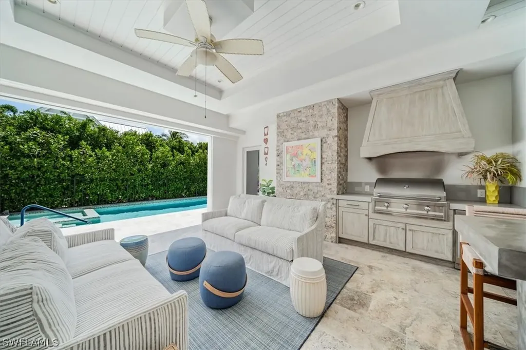 1394 1st Avenue S Naples FL 34102