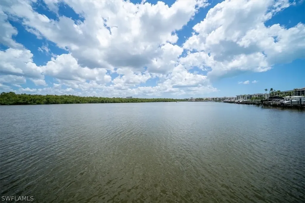 1394 1st Avenue S Naples FL 34102