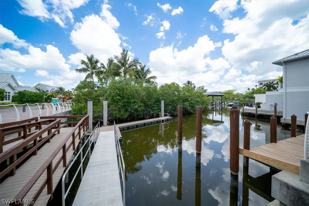 1394 1st Avenue S Naples FL 34102