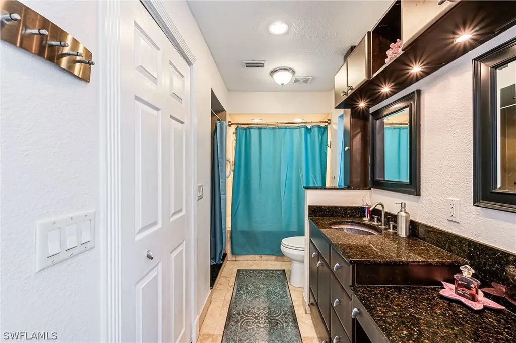 385 35th Avenue NW Naples FL 34120
