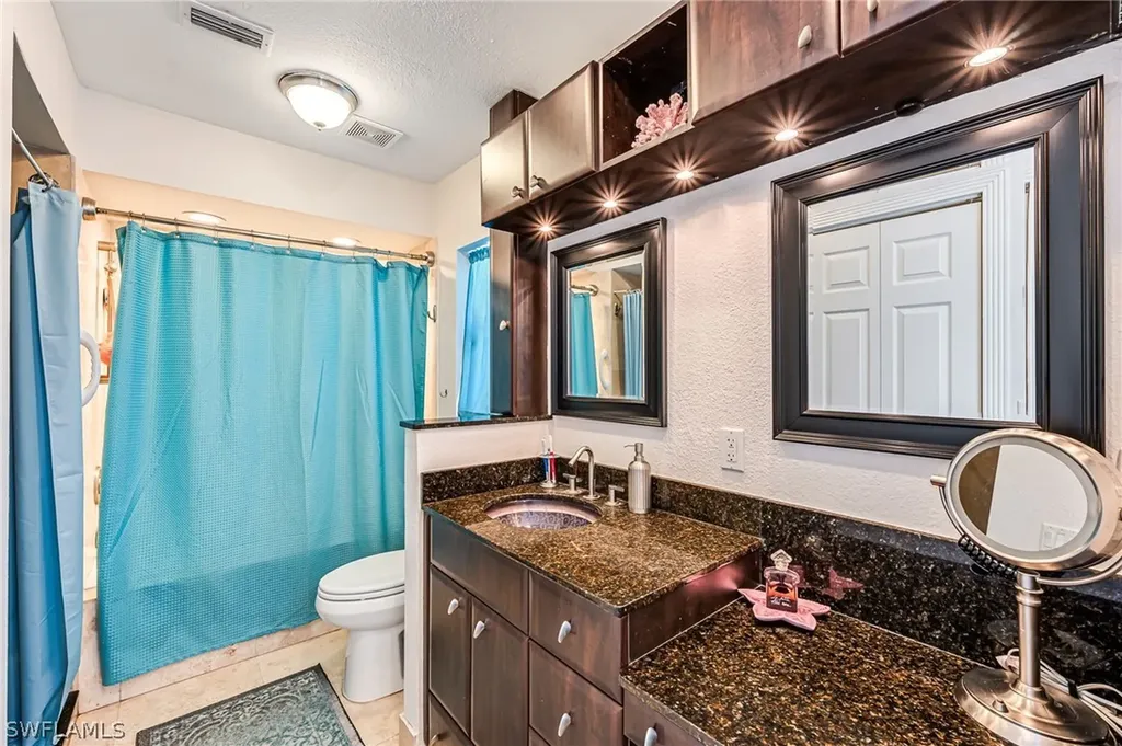 385 35th Avenue NW Naples FL 34120