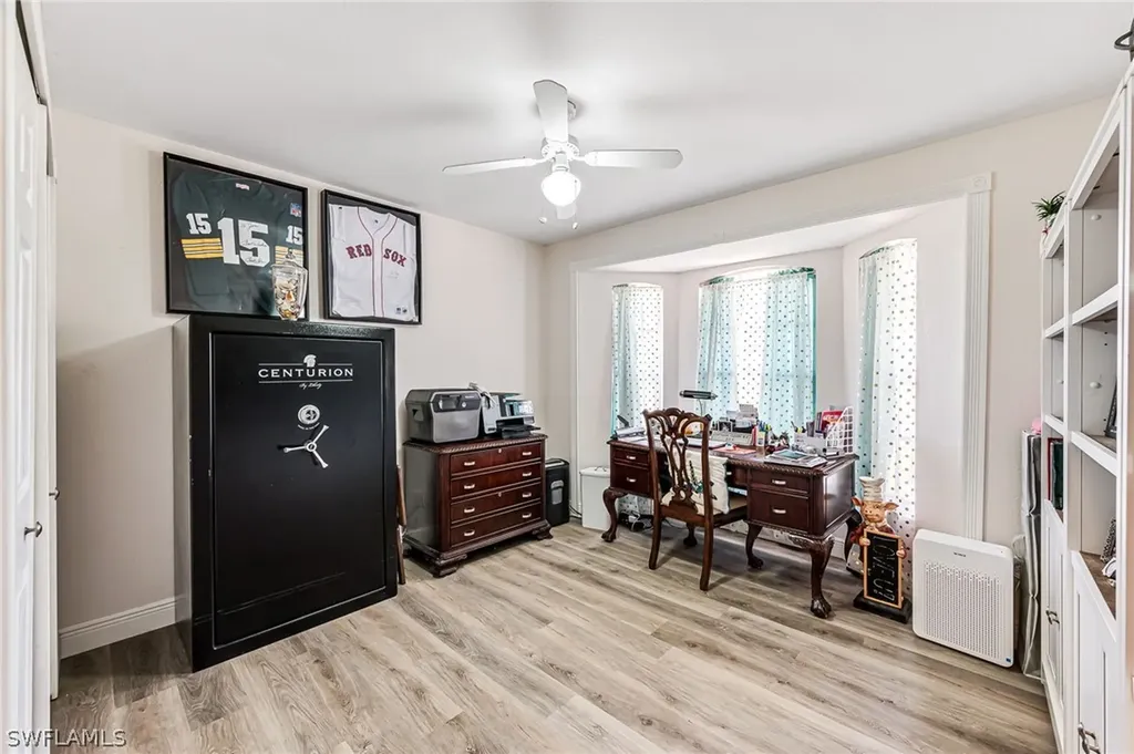 385 35th Avenue NW Naples FL 34120