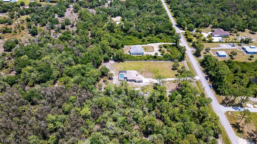 385 35th Avenue NW Naples FL 34120