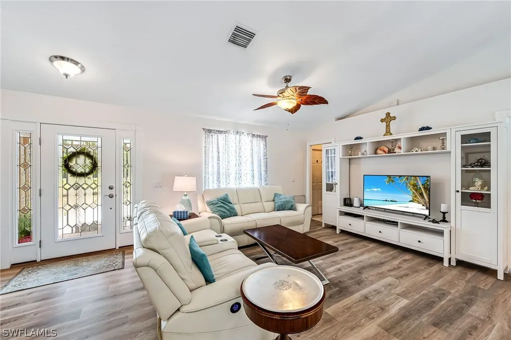 385 35th Avenue NW Naples FL 34120
