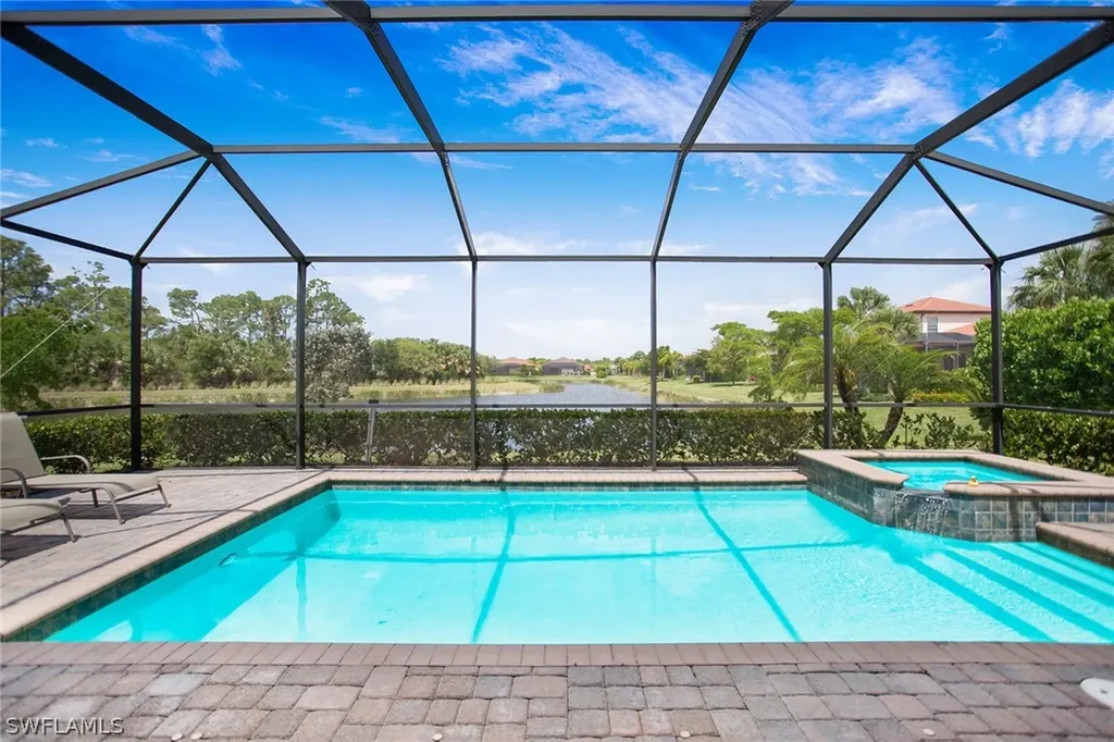 1479 Santiago Circle Naples FL 34113