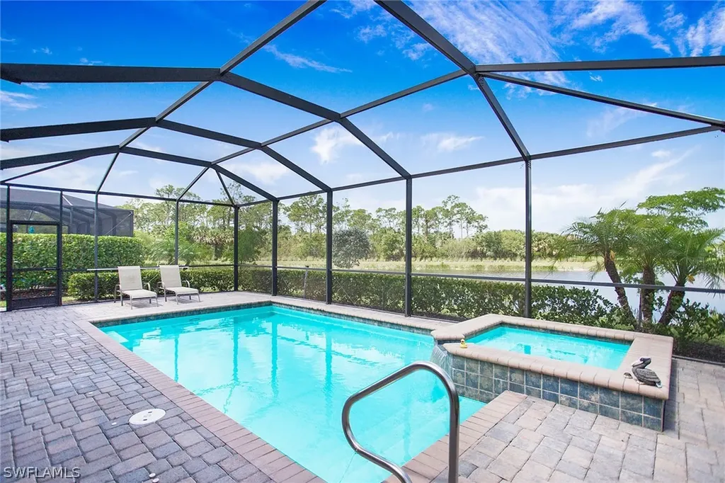 1479 Santiago Circle Naples FL 34113