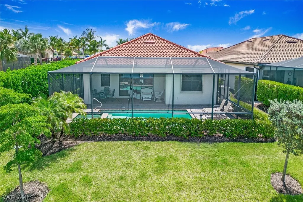 1479 Santiago Circle Naples FL 34113
