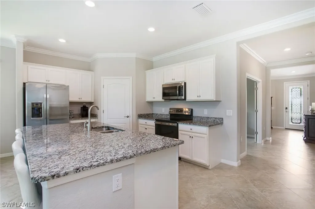 1479 Santiago Circle Naples FL 34113