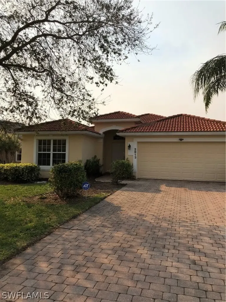 2813 Amberwood Lane Naples FL 34120