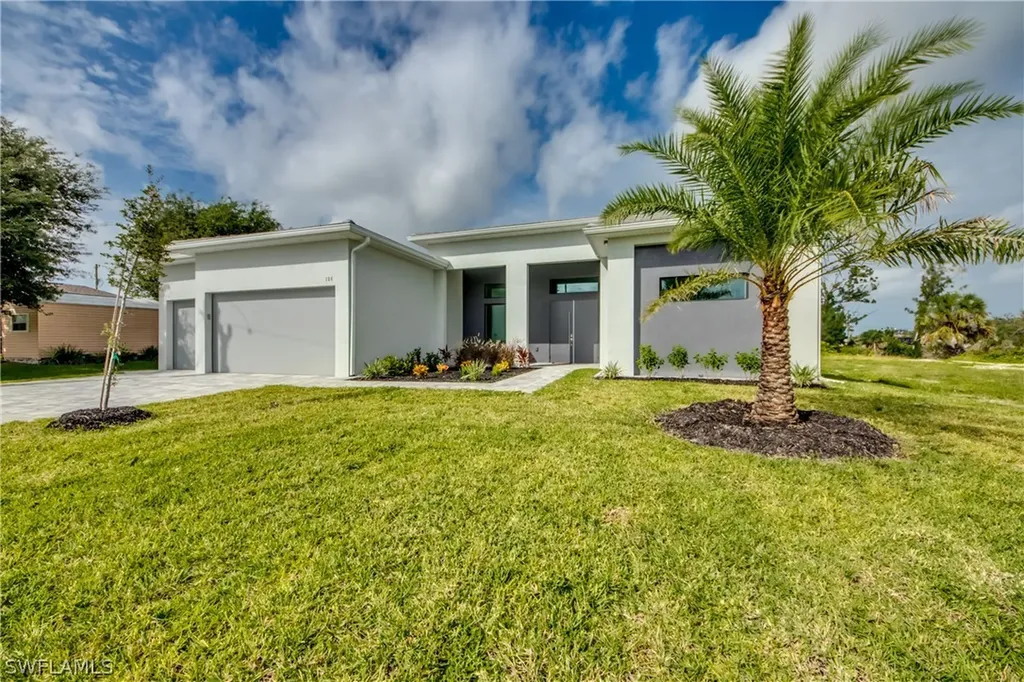 124 SW 16th Place Cape Coral FL 33991