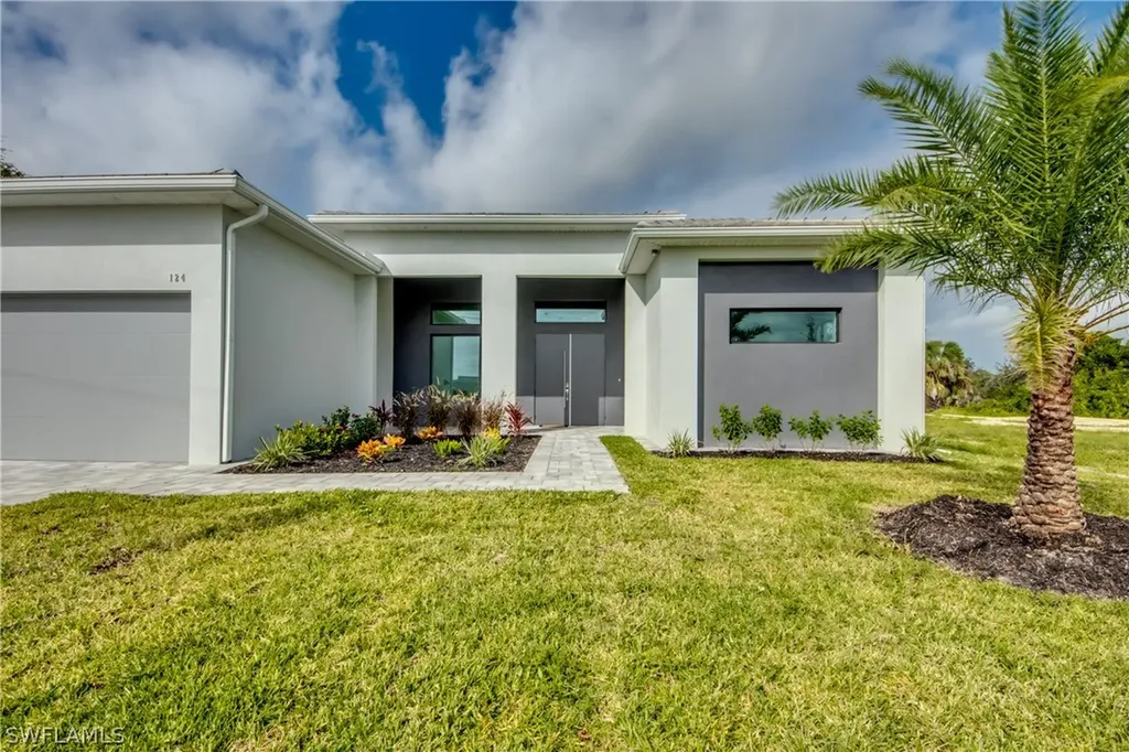 124 SW 16th Place Cape Coral FL 33991