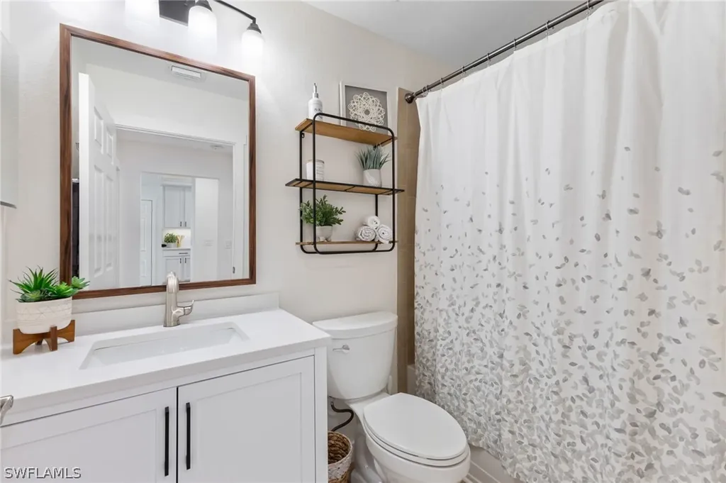10068 Siesta Bay Drive Naples FL 34120