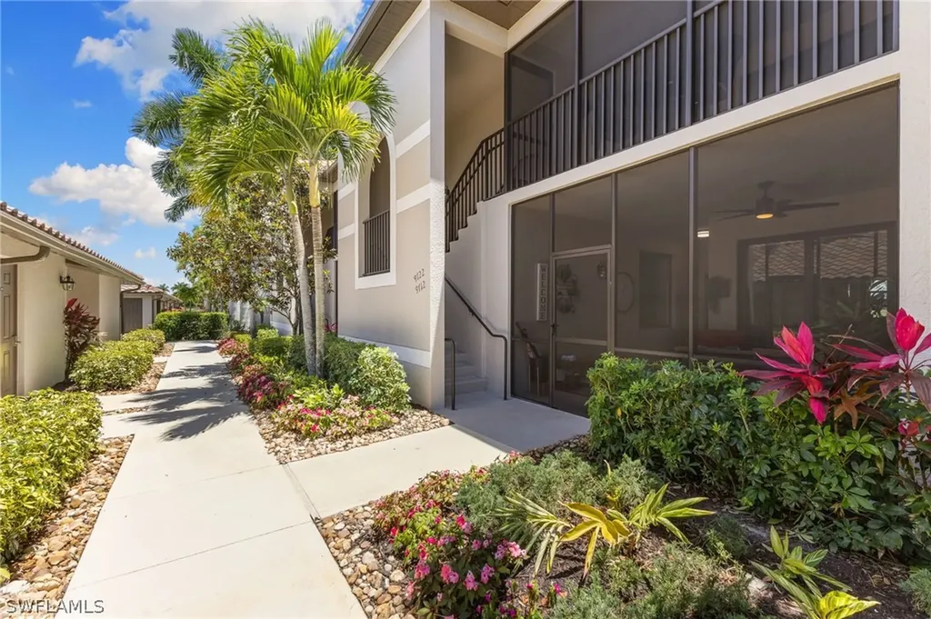 10068 Siesta Bay Drive Naples FL 34120