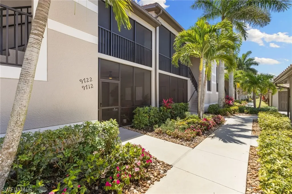 10068 Siesta Bay Drive Naples FL 34120