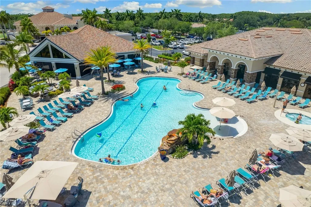 10068 Siesta Bay Drive Naples FL 34120