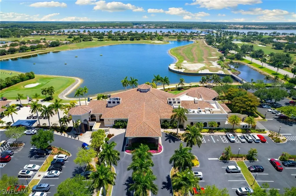 10068 Siesta Bay Drive Naples FL 34120