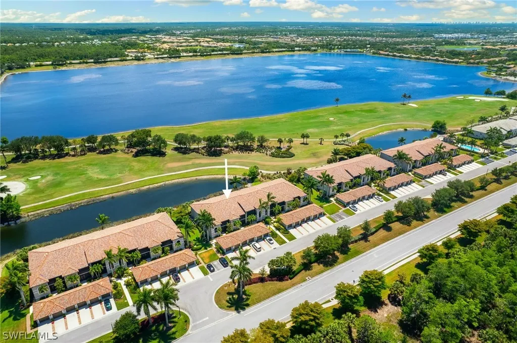 10068 Siesta Bay Drive Naples FL 34120