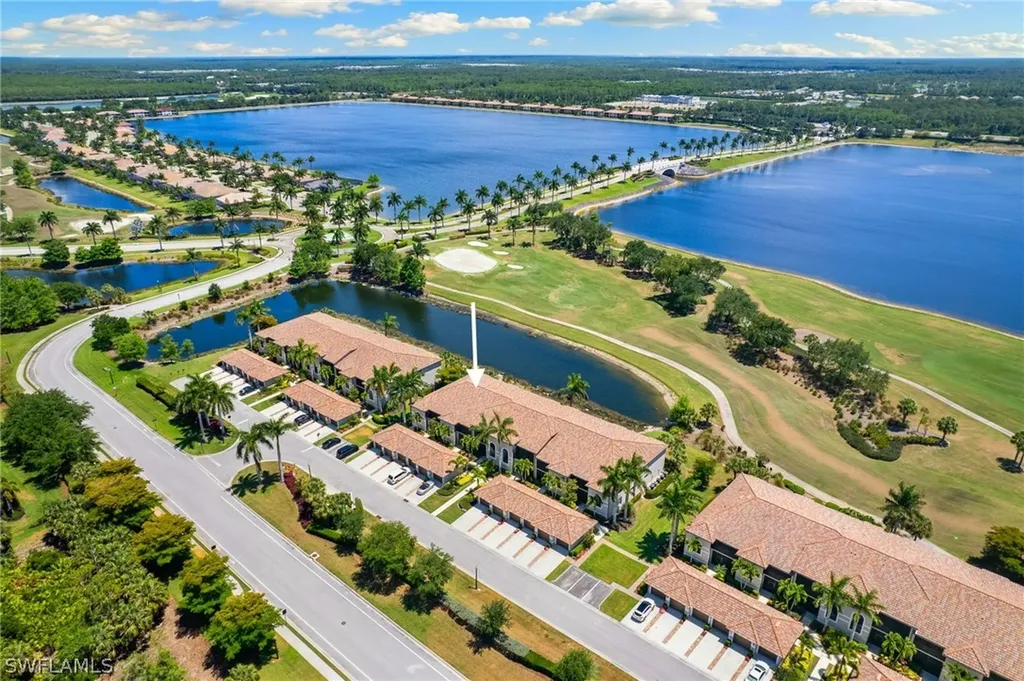 10068 Siesta Bay Drive Naples FL 34120