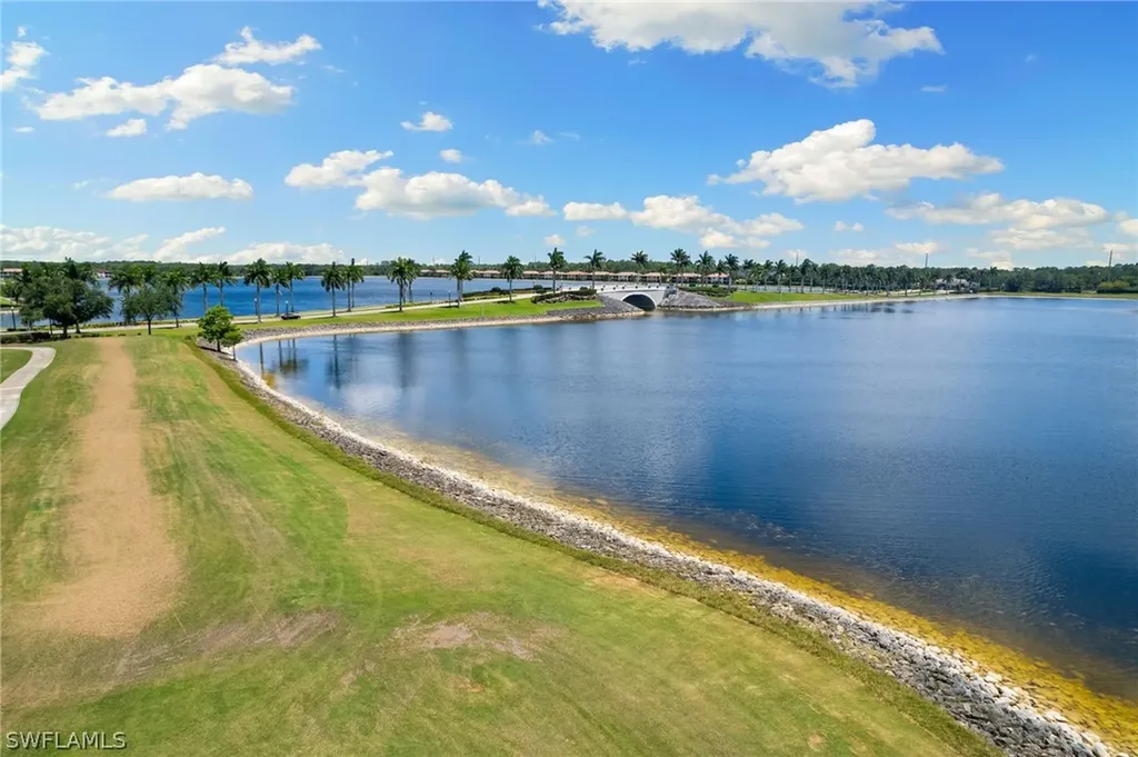 10068 Siesta Bay Drive Naples FL 34120