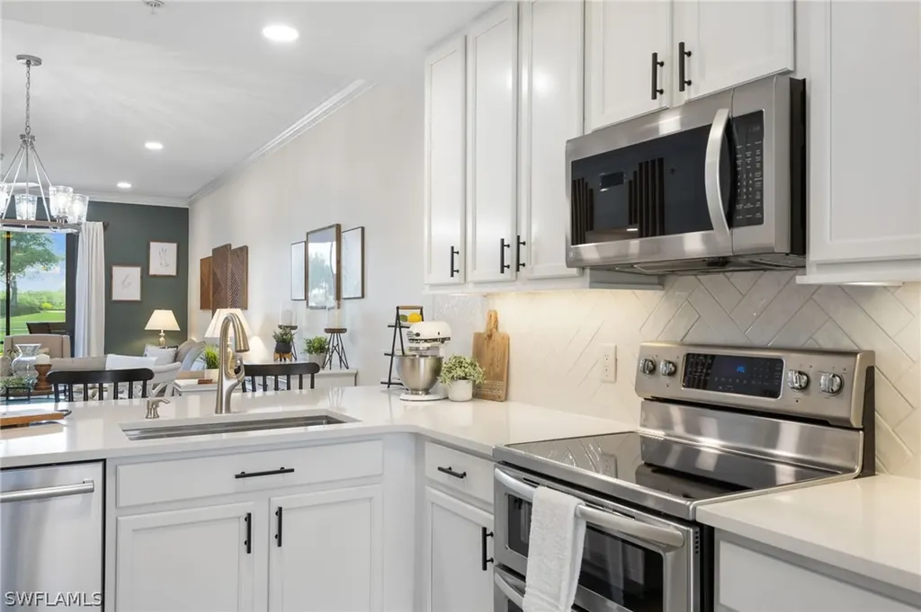 10068 Siesta Bay Drive Naples FL 34120