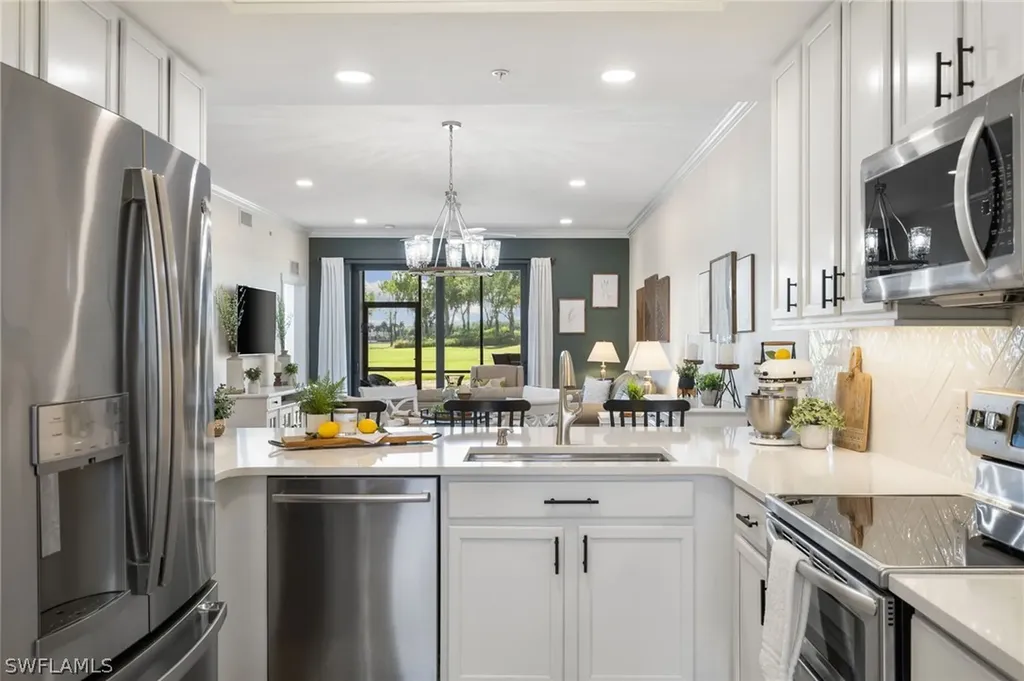 10068 Siesta Bay Drive Naples FL 34120