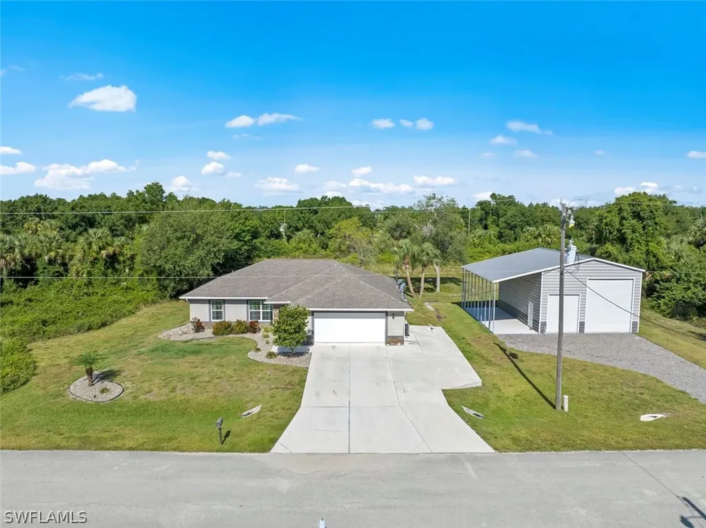 6023 Tabor Avenue Fort Myers FL 33905