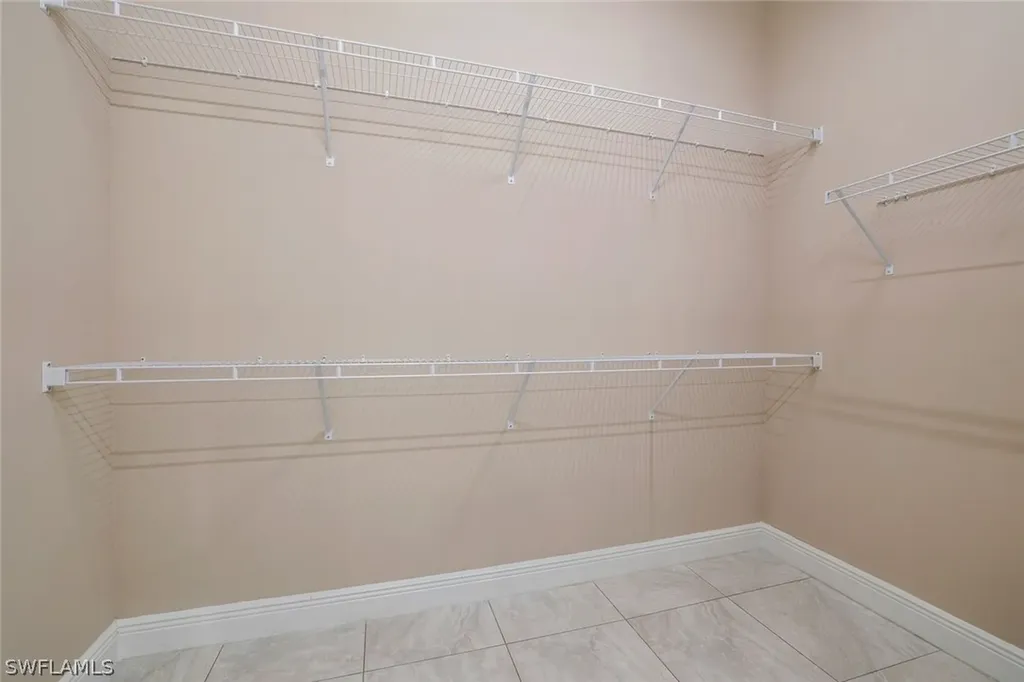 838 95th Avenue N Naples FL 34108