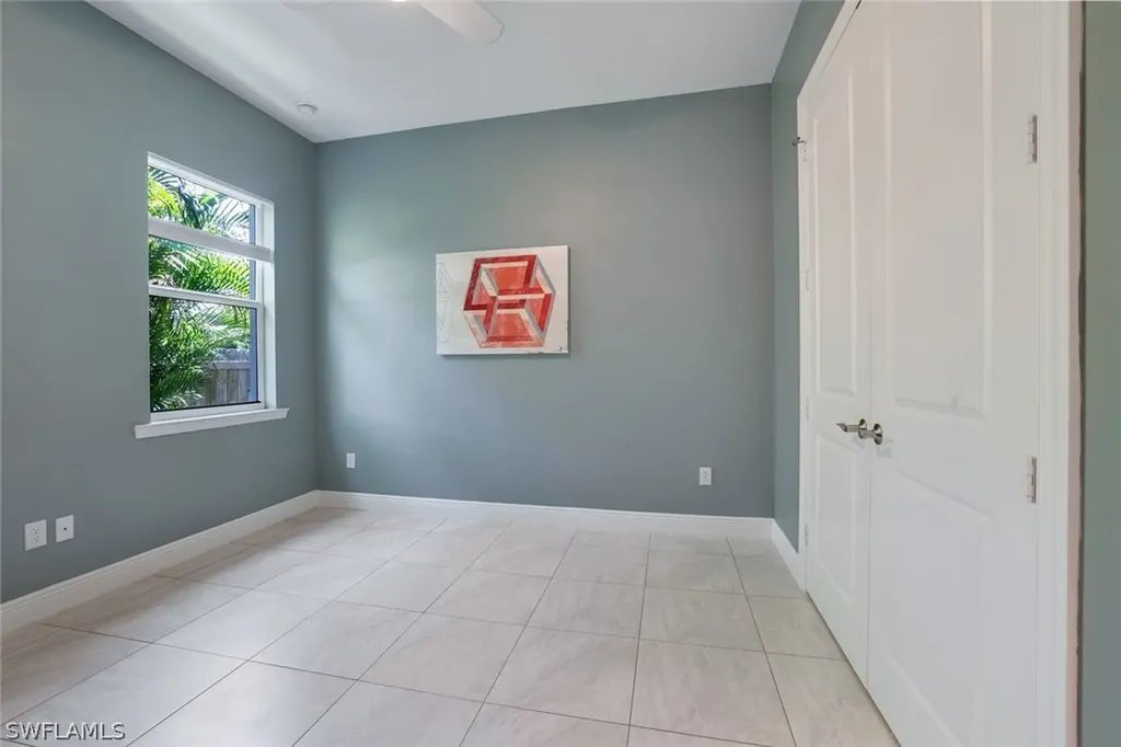 838 95th Avenue N Naples FL 34108