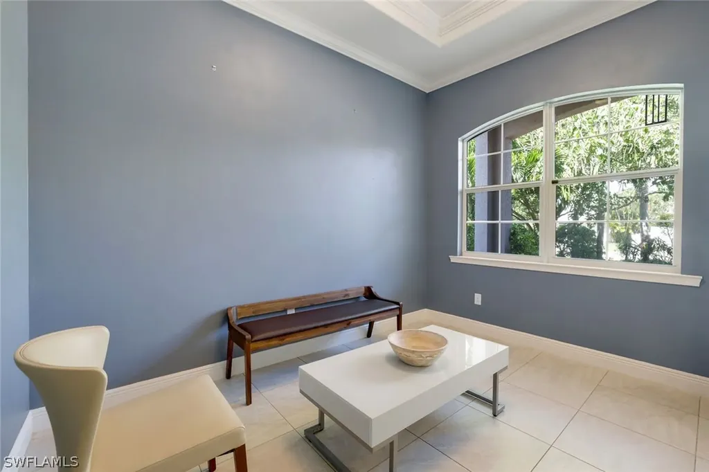 838 95th Avenue N Naples FL 34108