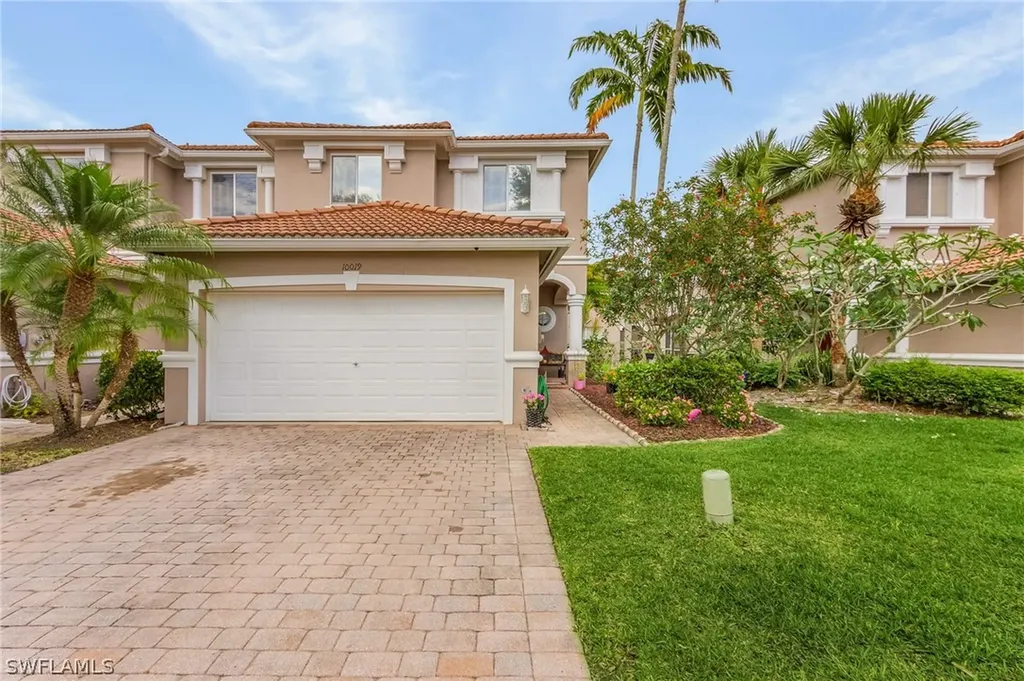 10019 Salina Street Fort Myers FL 33905
