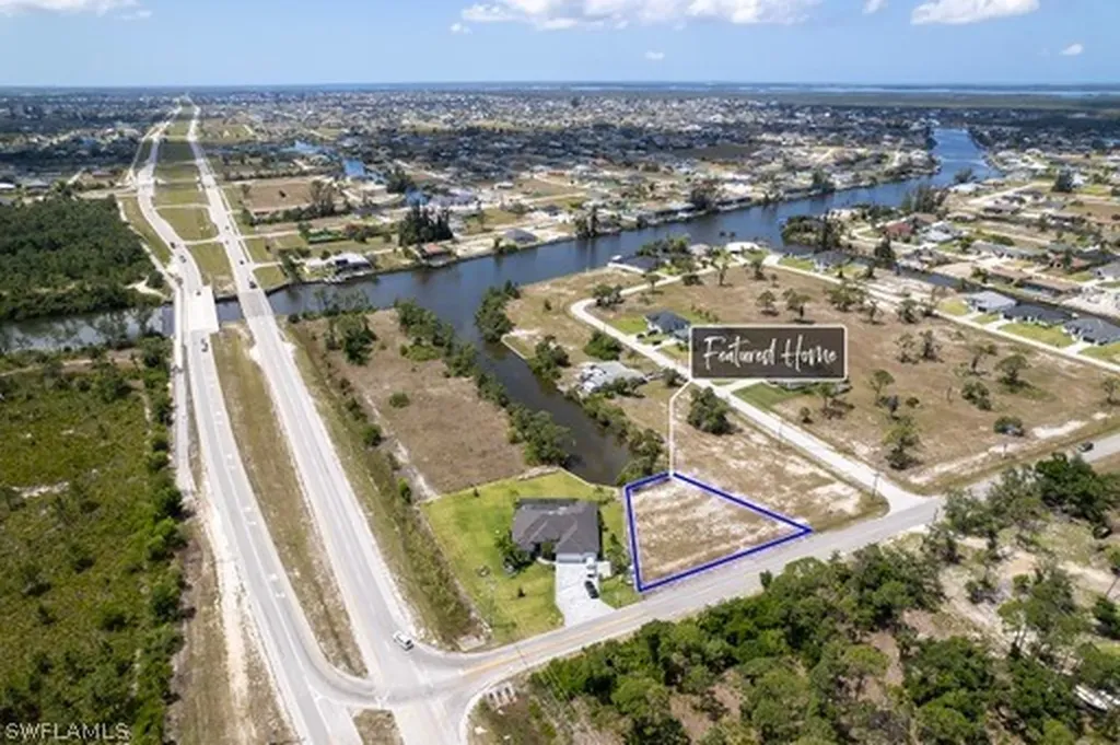 3206 Kismet Parkway W Cape Coral FL 33993
