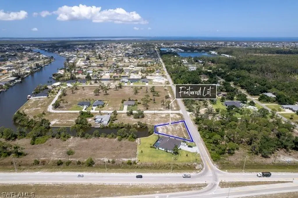 3206 Kismet Parkway W Cape Coral FL 33993