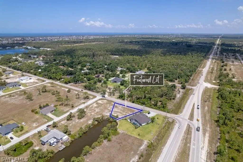 3206 Kismet Parkway W Cape Coral FL 33993