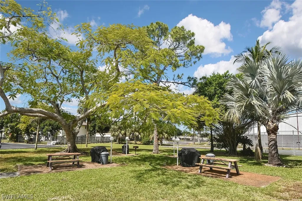 2079 Barkeley Lane Fort Myers FL 33907