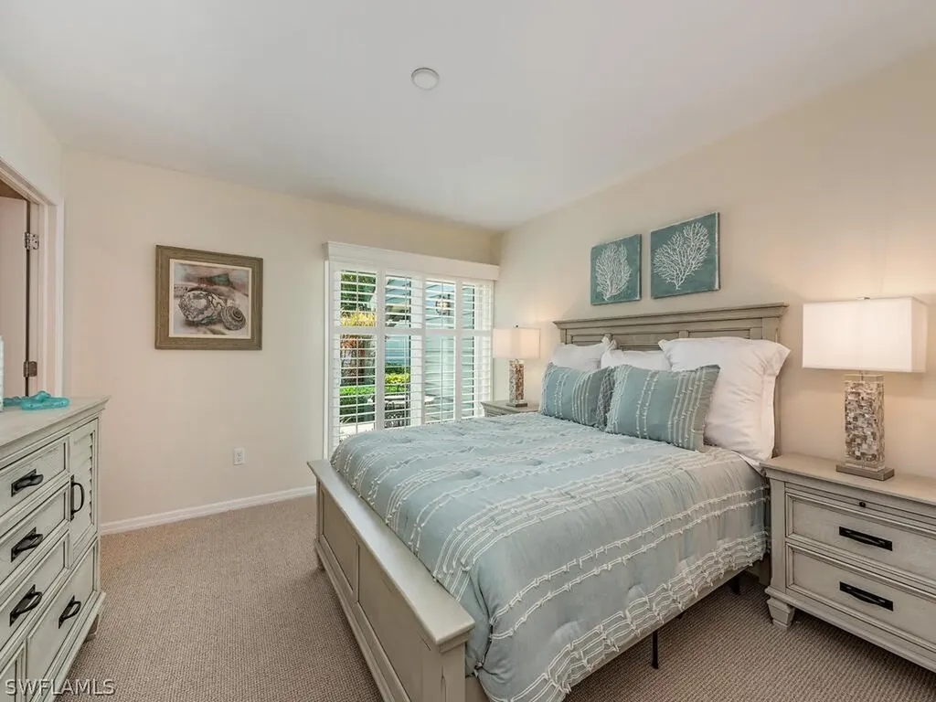 645 Bridgeway Lane Naples FL 34108-2745