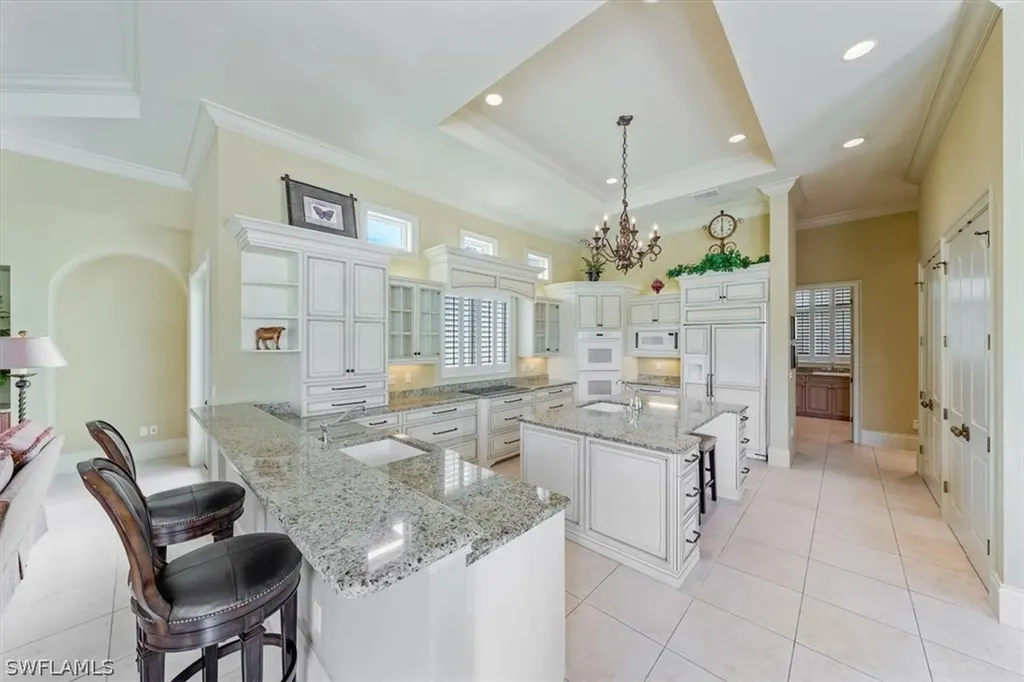5048 Groveland Terrace Naples FL 34119