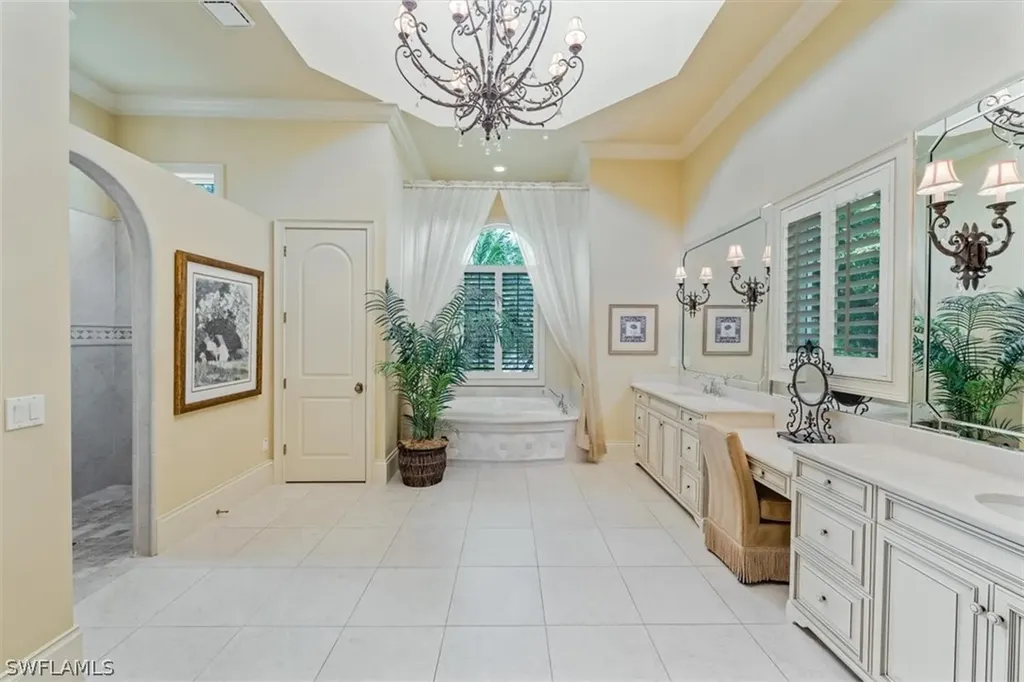 5048 Groveland Terrace Naples FL 34119