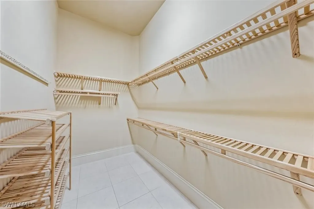 5048 Groveland Terrace Naples FL 34119