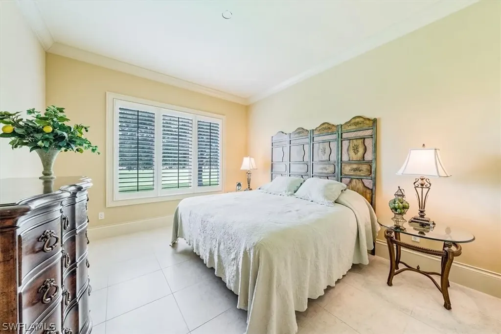 5048 Groveland Terrace Naples FL 34119