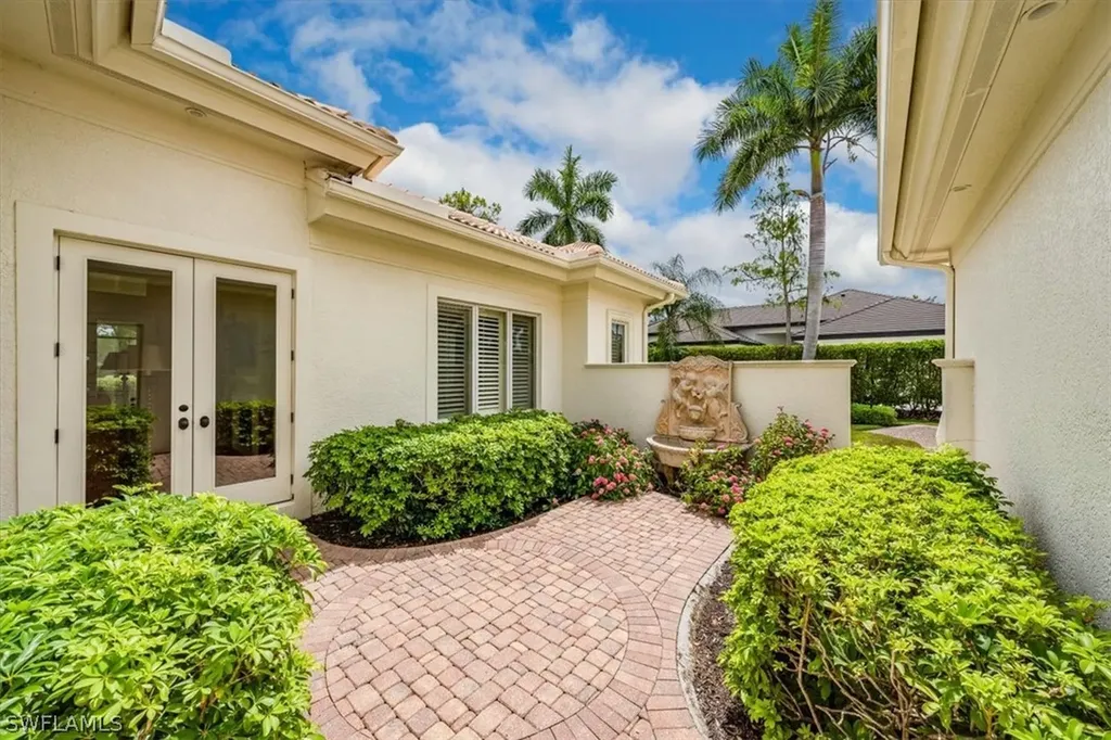 5048 Groveland Terrace Naples FL 34119
